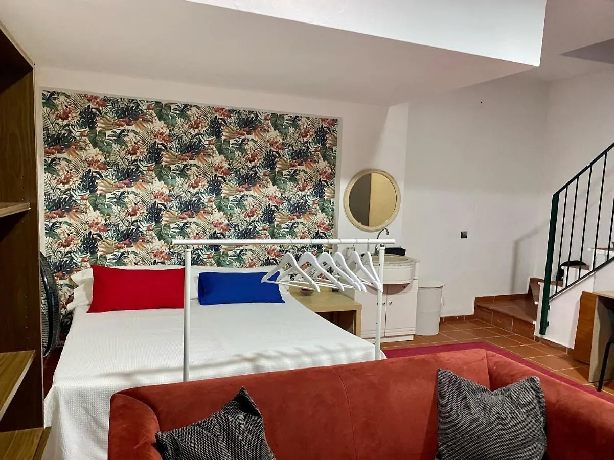 Apartamento CASTILLEJA , Casa-Apartamento cerca centro Sevilla Wifi Familias Trabajo Garaje Castilleja de la Cuesta